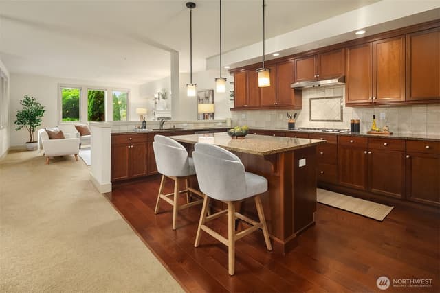 Property photo for 316 Walnut Street #103, Edmonds photo 3