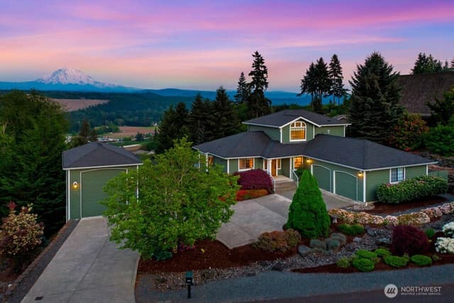 Property photo for 11501 136th Avenue E, Puyallup