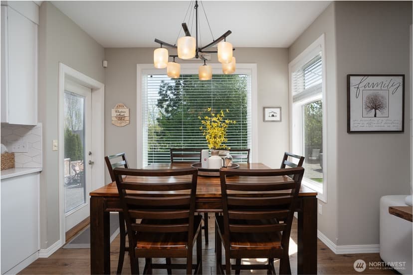 Property photo for 2103 13th Street SW, Puyallup photo 10