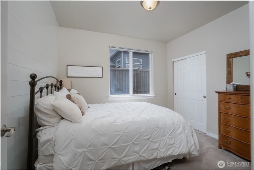 Property photo for 2103 13th Street SW, Puyallup photo 16