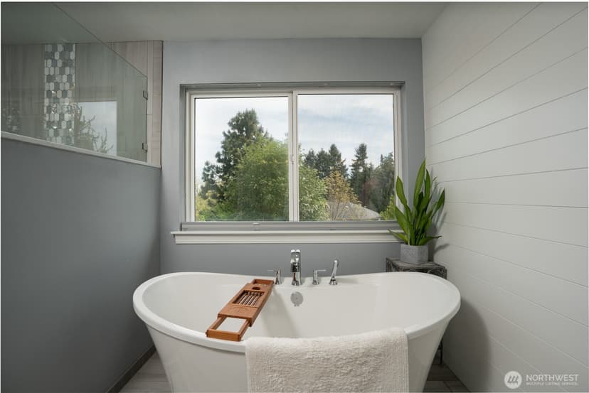 Property photo for 2103 13th Street SW, Puyallup photo 24