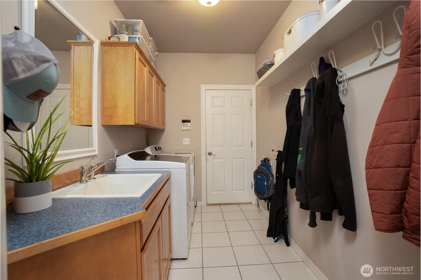 Property photo for 2103 13th Street SW, Puyallup photo 14