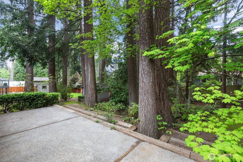 Property photo for 16438 SE 22nd Street, Bellevue photo 38