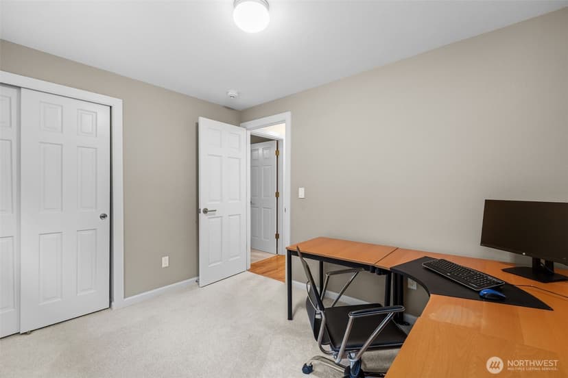 Property photo for 16438 SE 22nd Street, Bellevue photo 26