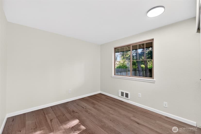 Property photo for 8716 157th St Ct E, Puyallup photo 18
