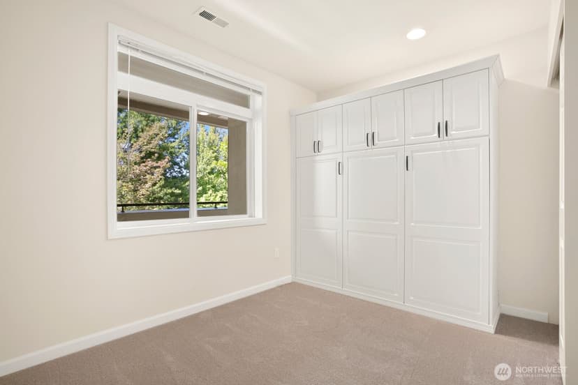 Property photo for 102 State Street S #206W, Kirkland photo 20