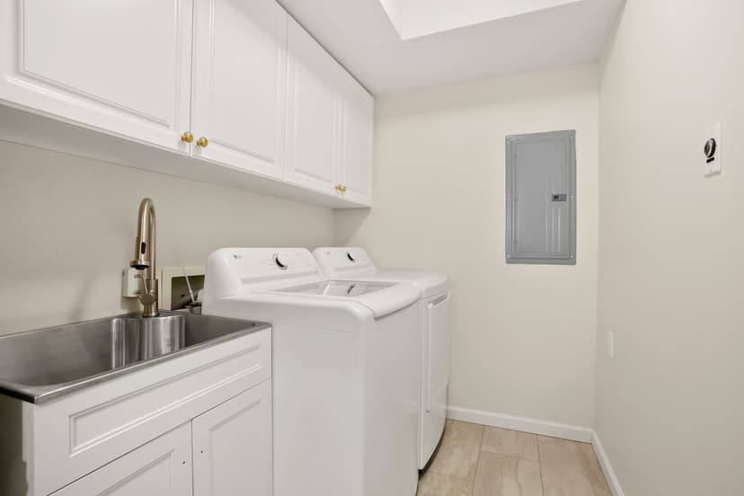 Property photo for 102 State Street S #206W, Kirkland photo 25