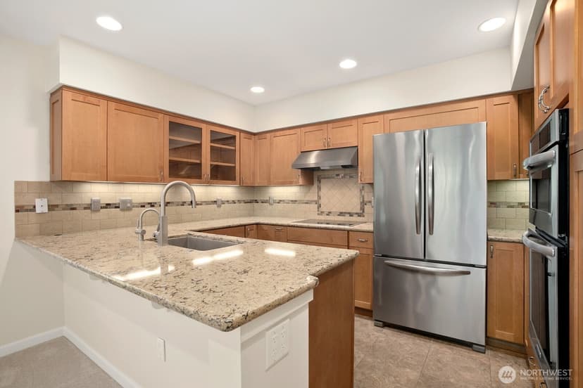 Property photo for 102 State Street S #206W, Kirkland photo 7
