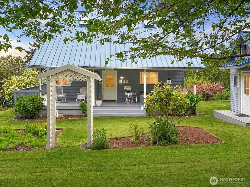 Property photo for 38 M Cascade Drive, Hat Island photo 2