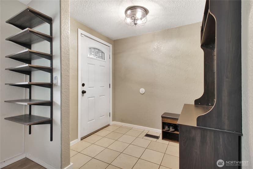 Property photo for 31113 W Whitehorse Drive, Arlington photo 3