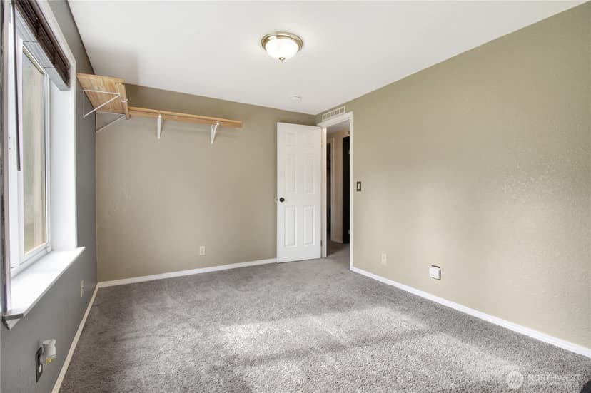 Property photo for 31113 W Whitehorse Drive, Arlington photo 18