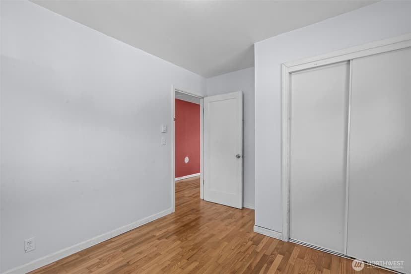 Property photo for 264 Taylor Ave NW, Renton photo 18