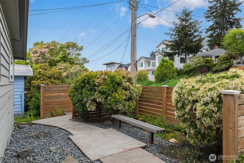 Property photo for 3437 13th Avenue W, Seattle photo 3