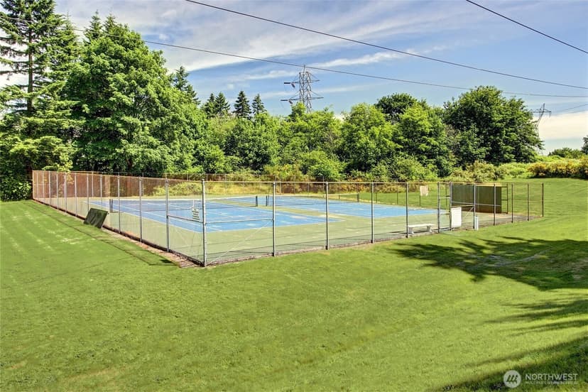 Property photo for 2017 Jones Circle SE, Renton photo 38