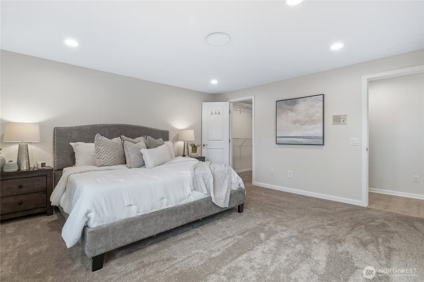 Property photo for 2017 Jones Circle SE, Renton photo 22
