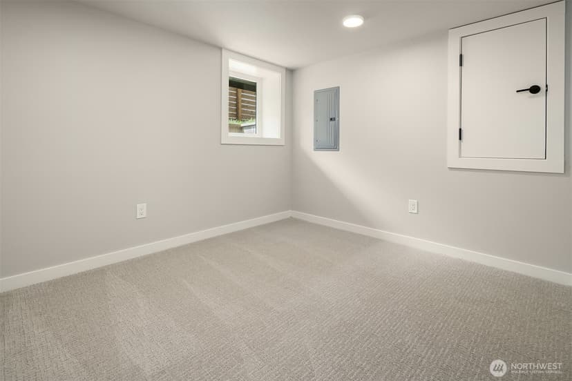 Property photo for 2302 E Pike Street, Seattle photo 21