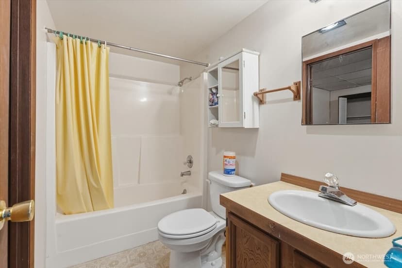 Property photo for 820 W Golf Course Drive, Chelan photo 22