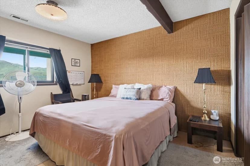 Property photo for 820 W Golf Course Drive, Chelan photo 19