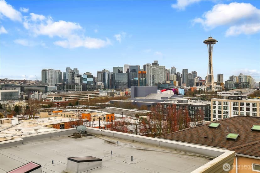Property photo for 815 2nd Avenue N #A, Seattle photo 2