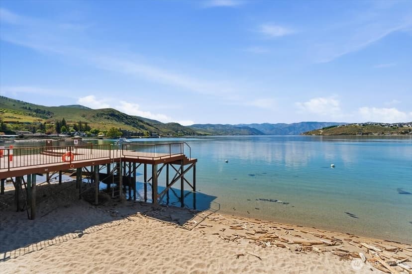 Property photo for 322 W Woodin Avenue #643, Chelan photo 33