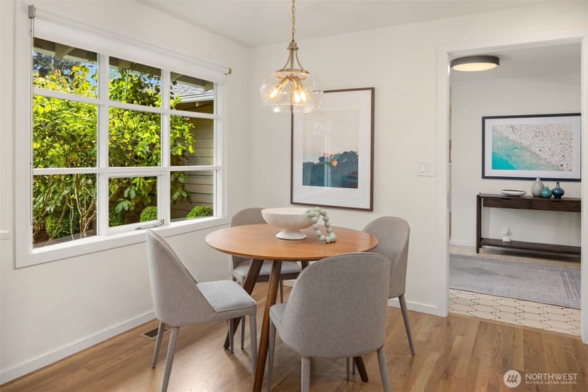 Property photo for 8320 SE 62nd Street, Mercer Island photo 14