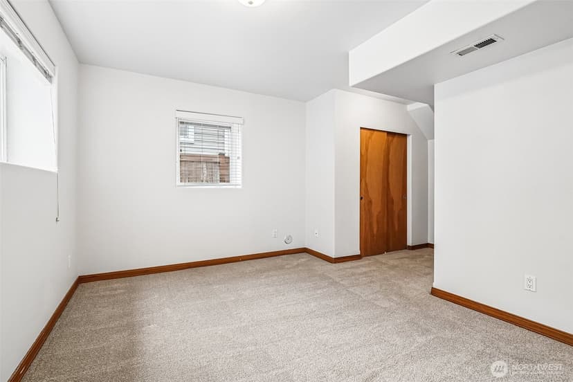Property photo for 4530 5th Drive SE, Everett photo 23