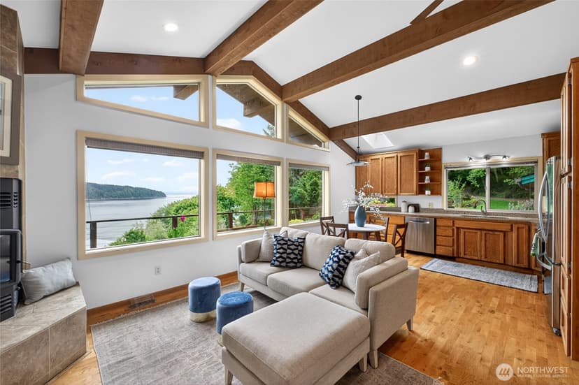 Property photo for 10427 Sunrise Beach Drive NW, Gig Harbor photo 8