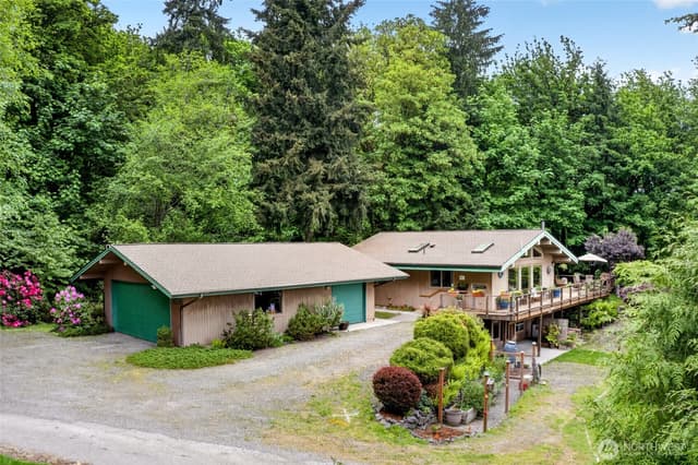 Property photo for 10427 Sunrise Beach Drive NW, Gig Harbor photo 3