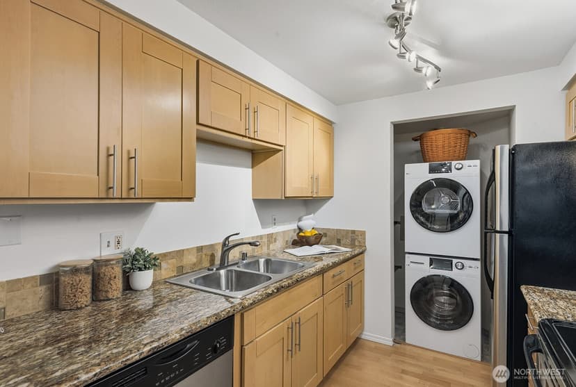 Property photo for 6960 California Avenue SW #A304, Seattle photo 12