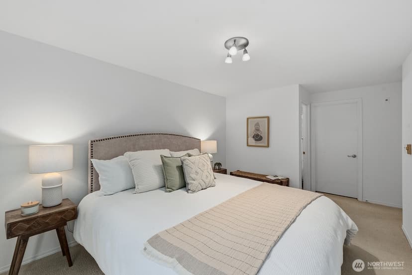 Property photo for 6960 California Avenue SW #A304, Seattle photo 9