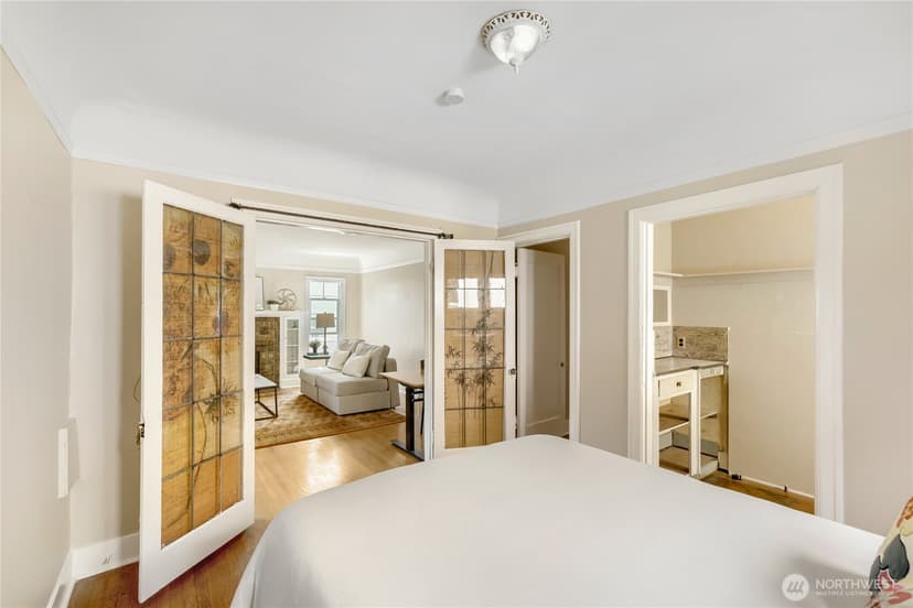 Property photo for 5755 25th Avenue NE, Seattle photo 17