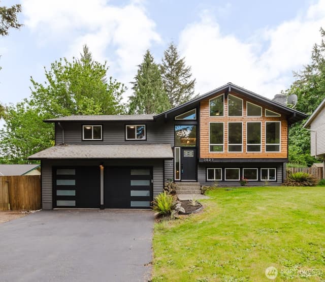 Property photo for 3827 Roosevelt Street NE, Bremerton