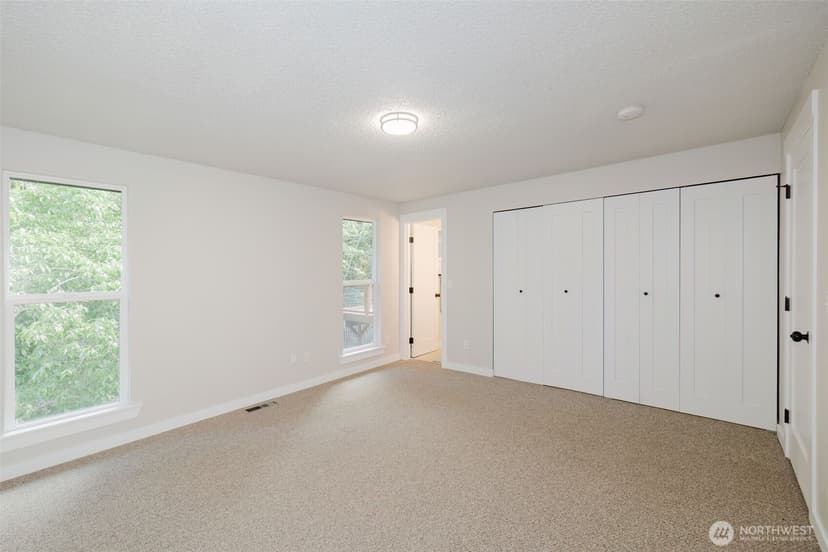 Property photo for 3827 Roosevelt Street NE, Bremerton photo 22