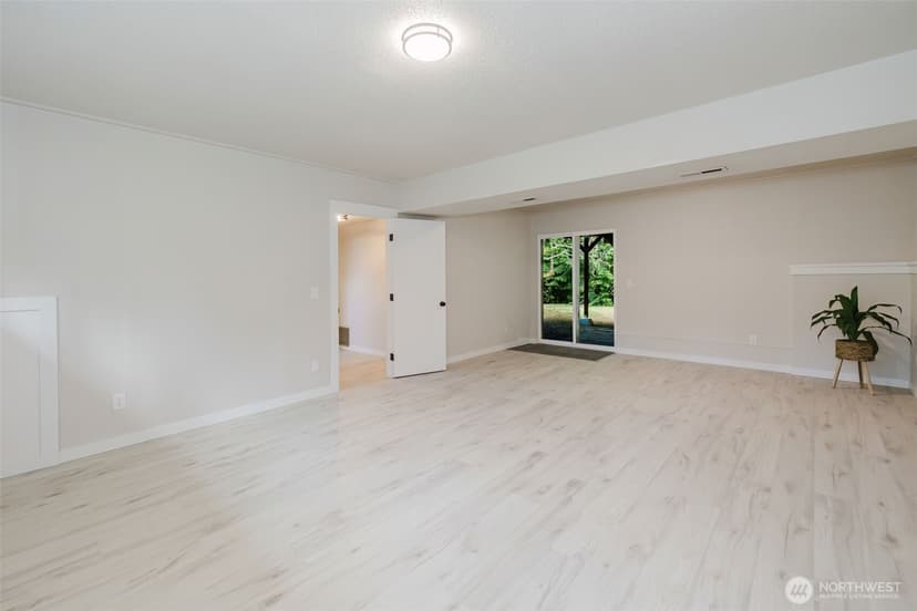 Property photo for 3827 Roosevelt Street NE, Bremerton photo 29