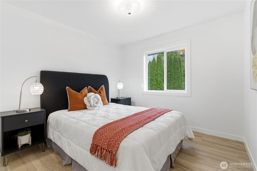 Property photo for 8828 NE 152nd Street, Kenmore photo 24