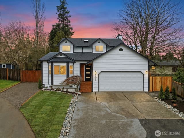 Property photo for 8828 NE 152nd Street, Kenmore photo 3