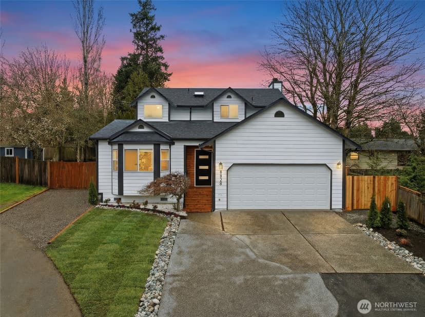 Property photo for 8828 NE 152nd Street, Kenmore photo 3