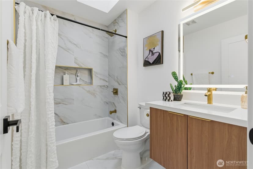 Property photo for 8828 NE 152nd Street, Kenmore photo 26