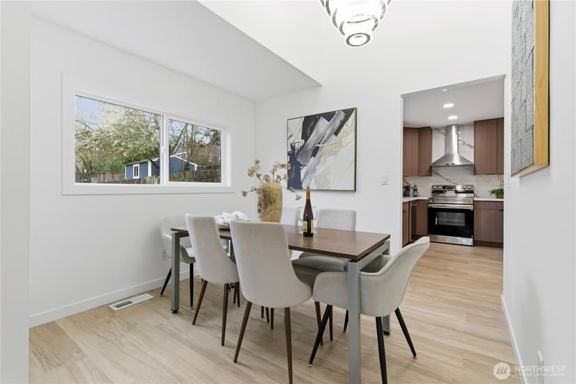 Property photo for 8828 NE 152nd Street, Kenmore photo 9