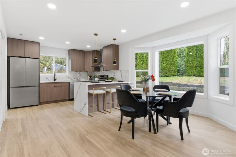 Property photo for 8828 NE 152nd Street, Kenmore photo 14