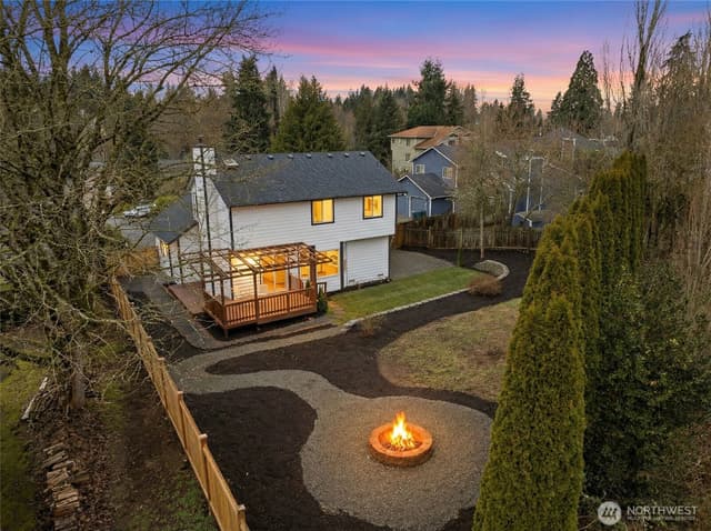Property photo for 8828 NE 152nd Street, Kenmore photo 4