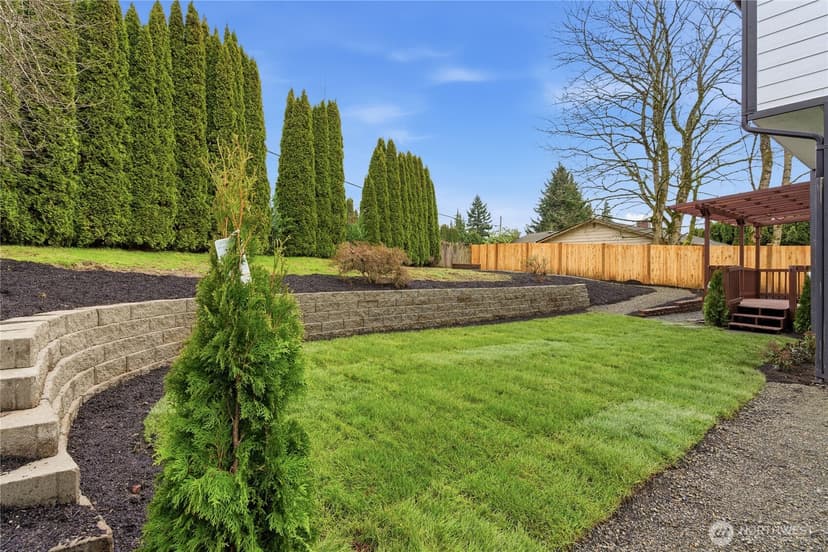 Property photo for 8828 NE 152nd Street, Kenmore photo 6