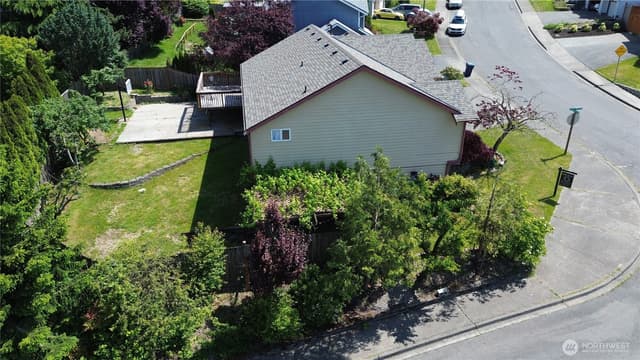 Property photo for 7601 69th Street NE, Marysville photo 3