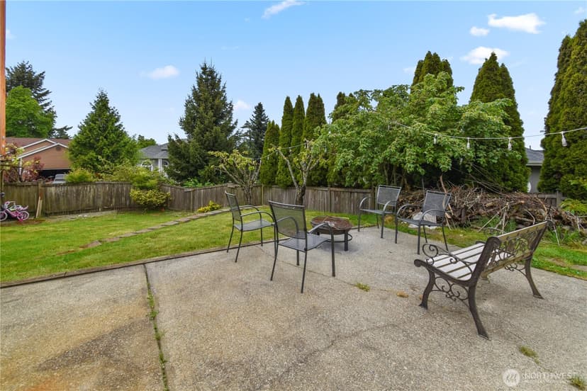Property photo for 7601 69th Street NE, Marysville photo 7