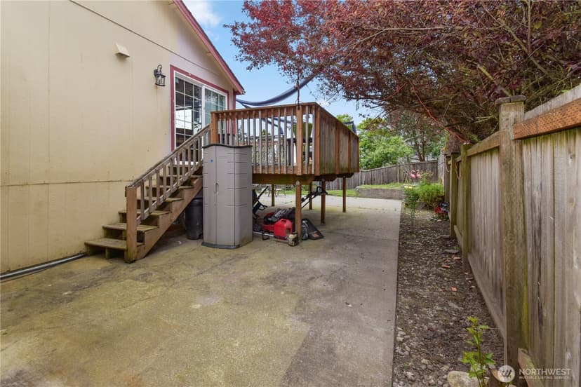 Property photo for 7601 69th Street NE, Marysville photo 6