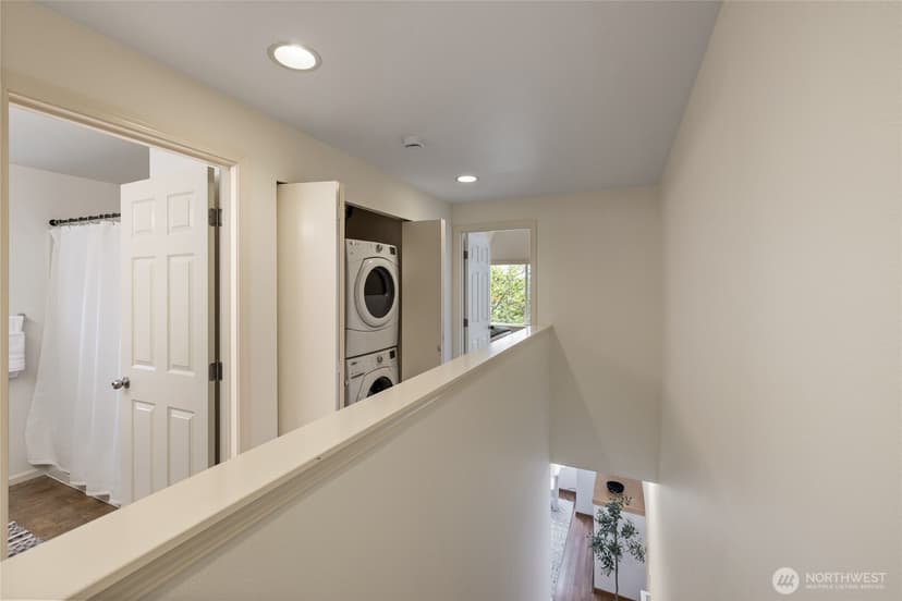Property photo for 1501 Cherrylane Avenue S #1501, Seattle photo 25