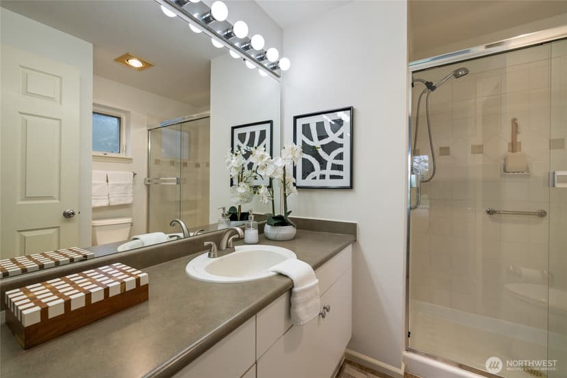 Property photo for 1501 Cherrylane Avenue S #1501, Seattle photo 24