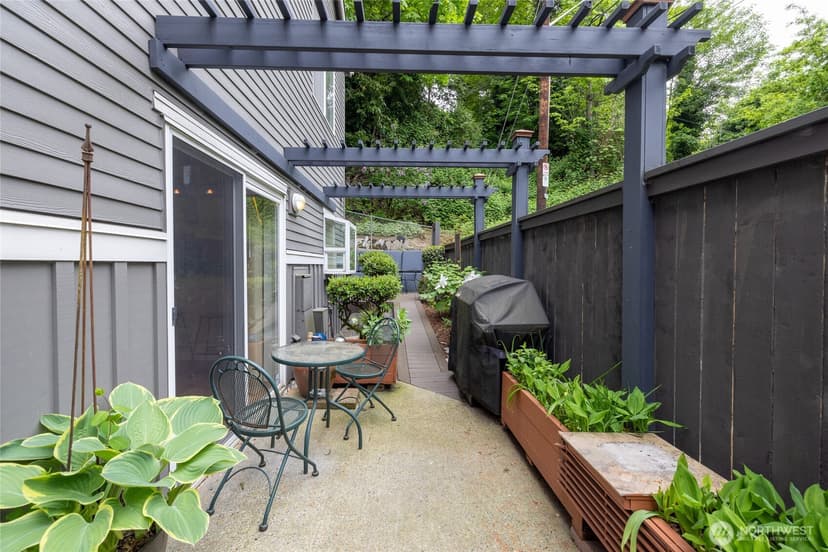 Property photo for 1501 Cherrylane Avenue S #1501, Seattle photo 31