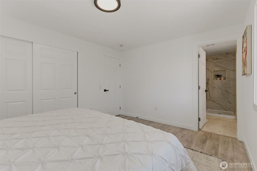 Property photo for 33324 29th Place SW, Federal Way photo 15