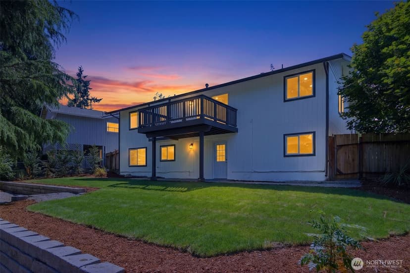 Property photo for 33324 29th Place SW, Federal Way photo 2